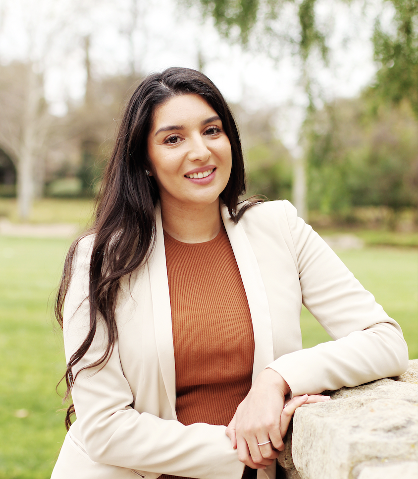 Altagracia D Akopyan, LMFT, therapist in Glendale, California